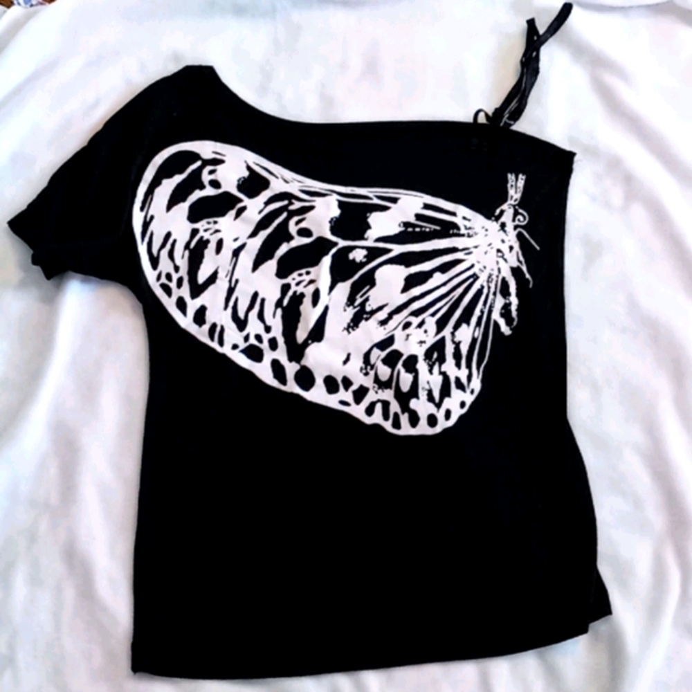 Butterfly one sleeve shirt
